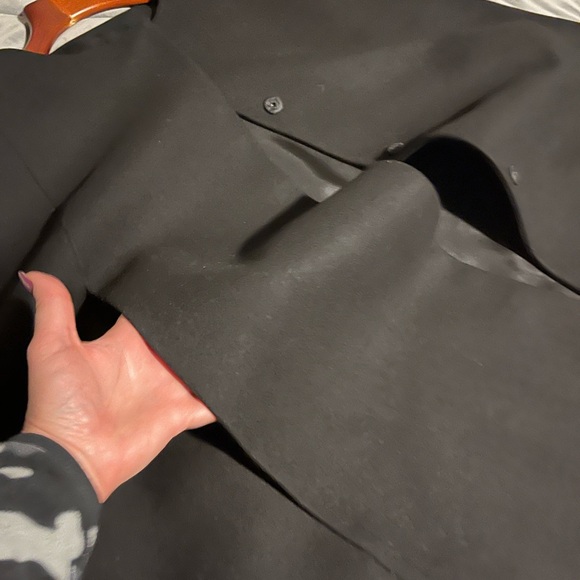 Tara Jarmon Cape - Picture 2 of 8